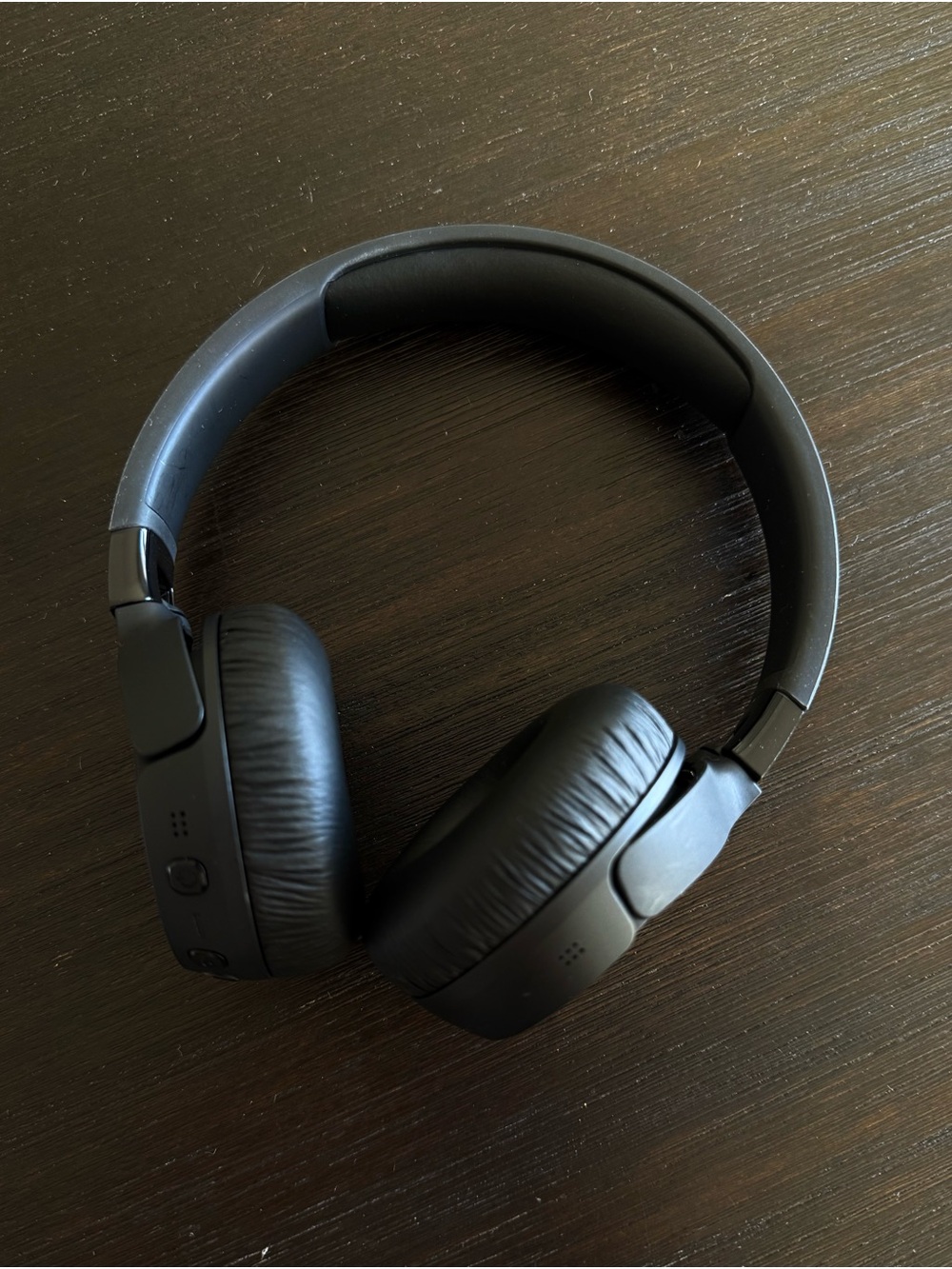 NWT JBL Tune 670NC Wireless On-Ear Active Noise-Cencelling Headphones